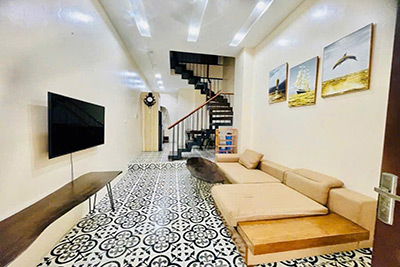Bán nhà riêng phố Tứ Liên,40m2 x 5 tầng, sổ phân lô, giá rẻ