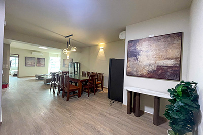 Cần chuyển nhượng căn hộ tòa E5, dt 123m, 3PN tầng cao, giá hợp lý