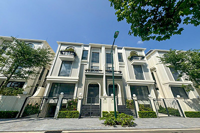  SIÊU PHẨM HOÀNG GIA – BÁN BIỆT THỰ LÔ P CIPUTRA (EDEN RESIDENCES) CHÍNH CHỦ 